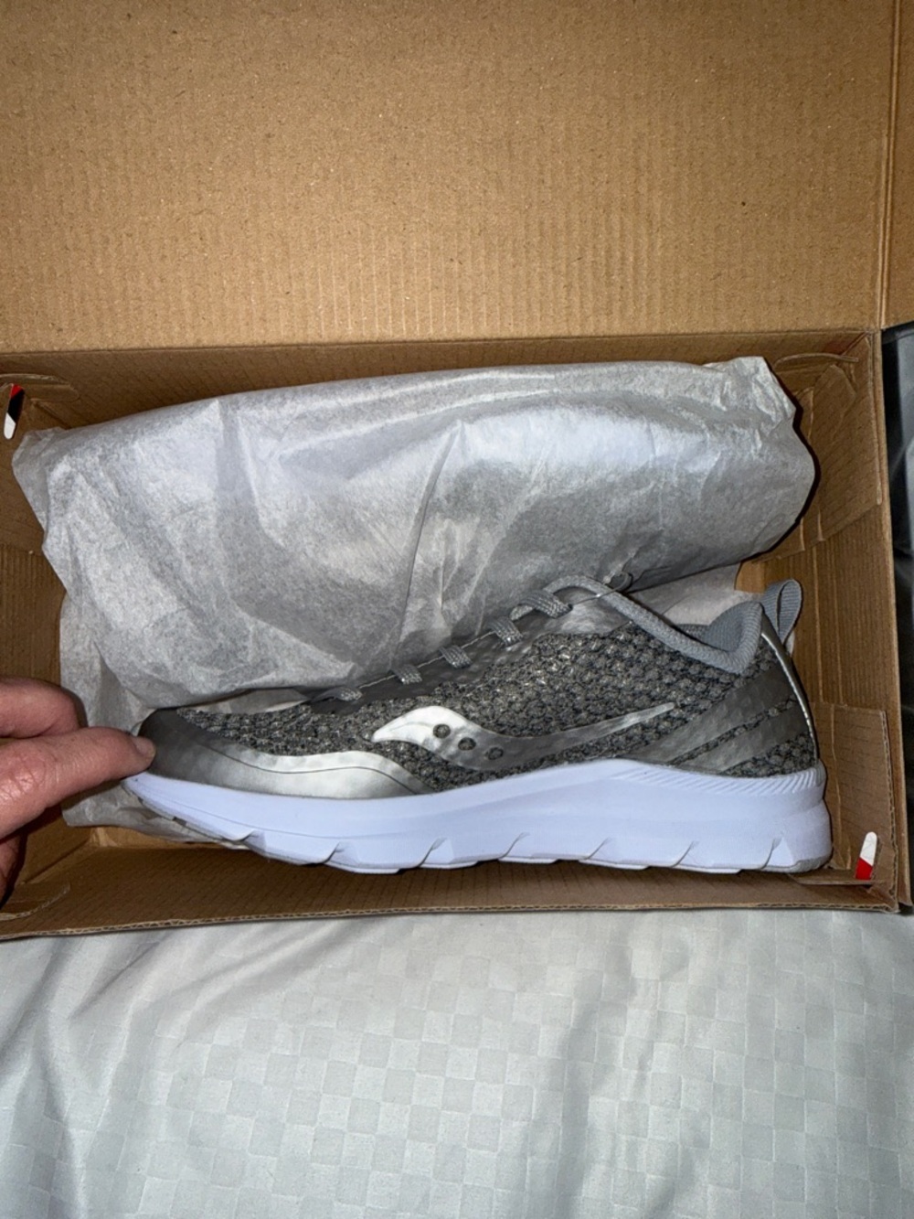 Brand new Saucony Girls size 3 Gray Lightweight Running Sneakers